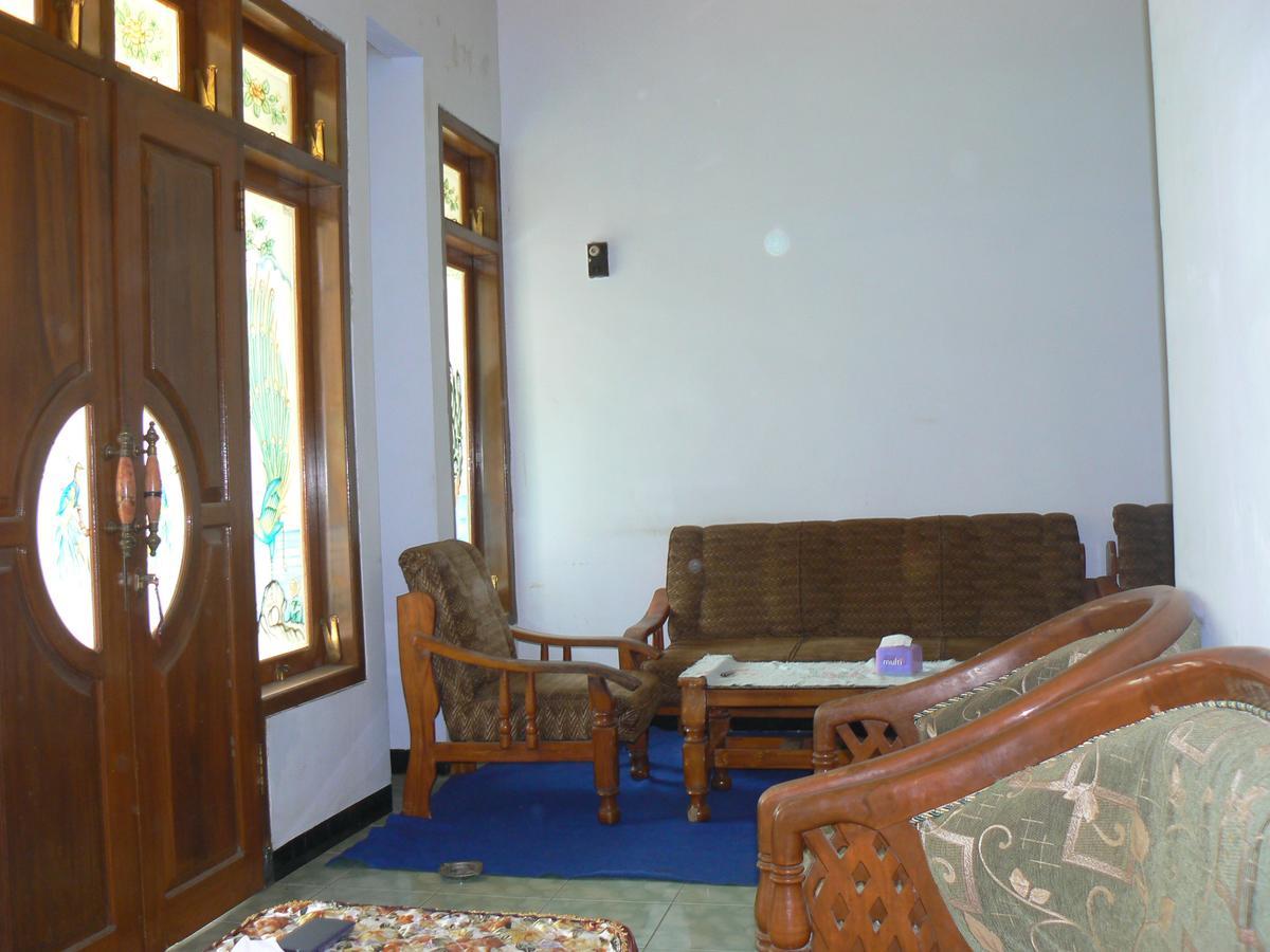 Ijen Adventure Inn Banyuwangi  Luaran gambar